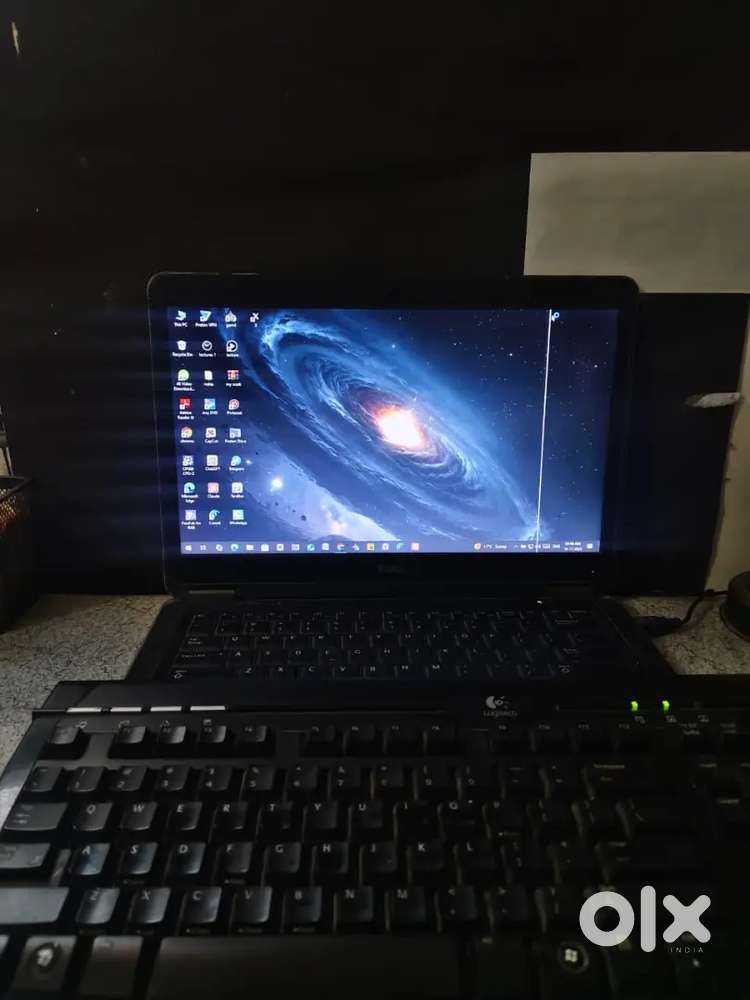DELL laptop i5