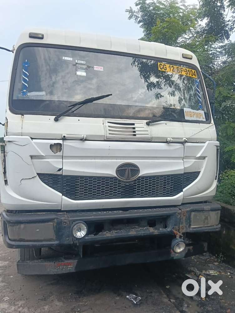 Tata bs6 truck 5525 18 wheeler
