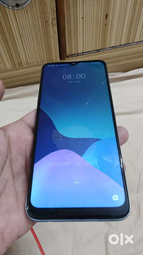 Realme Nazro 20A