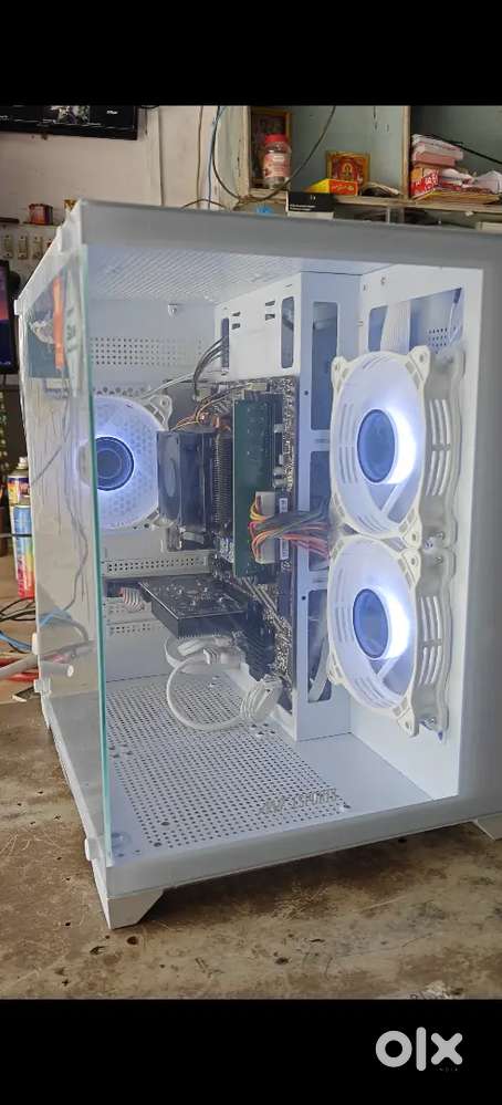 Gaming CPU AMD Rayzen 5 16GB 512GB SSD 4GB GPU