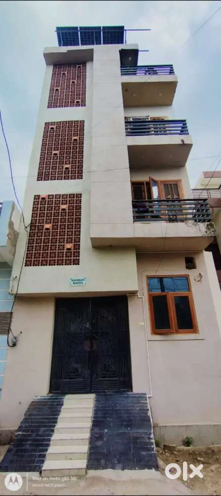 2nd floor For rent