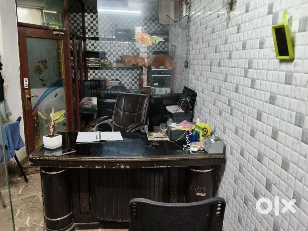 Office for rent read description