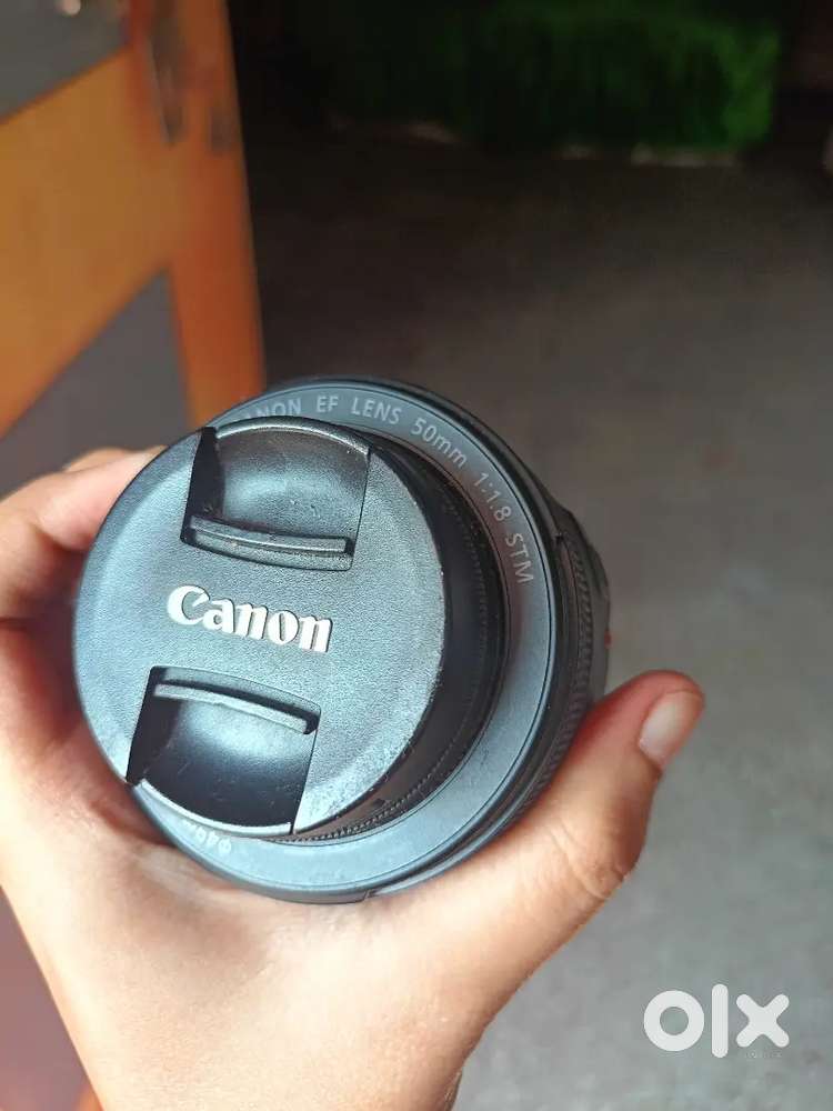 Canon 50 mm 1.8 stm lens