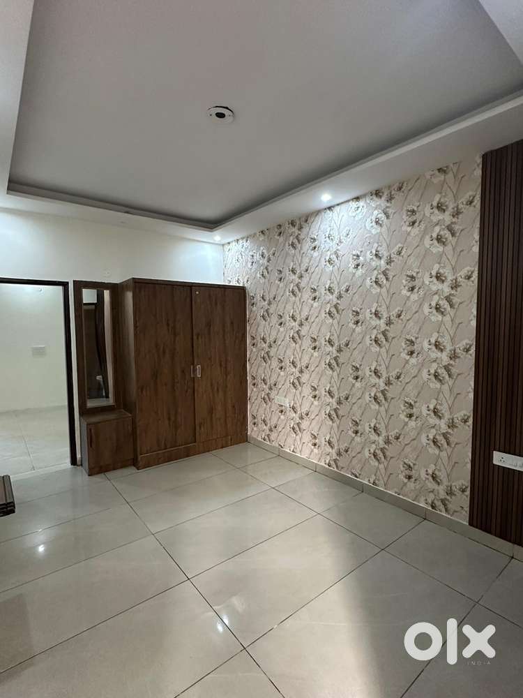 2BHK , GROUND FLOOR , GATED SOCIETY