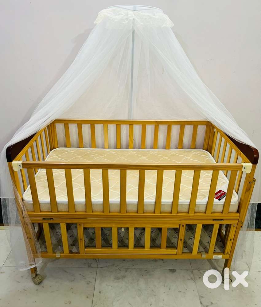 Firstcry Baby Cot in Excellent Condition