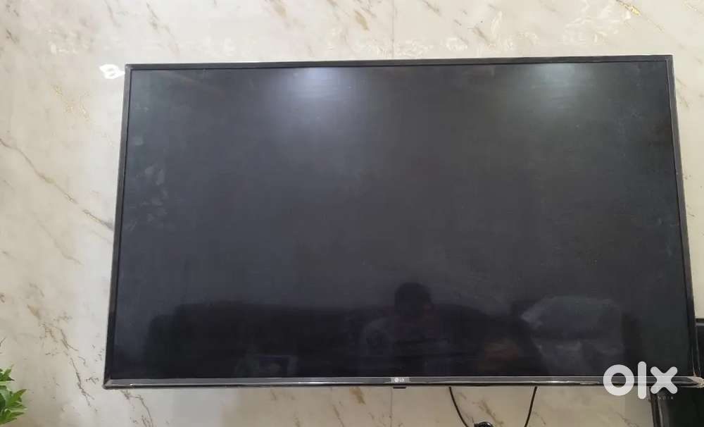 LG 55 inch FHD TV
