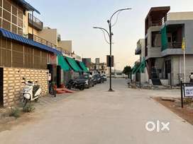 Plot for sale 100 Gaj Loanable