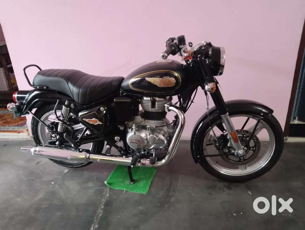 Showroom piece