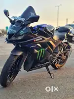 Yamaha r15v3 monster edition