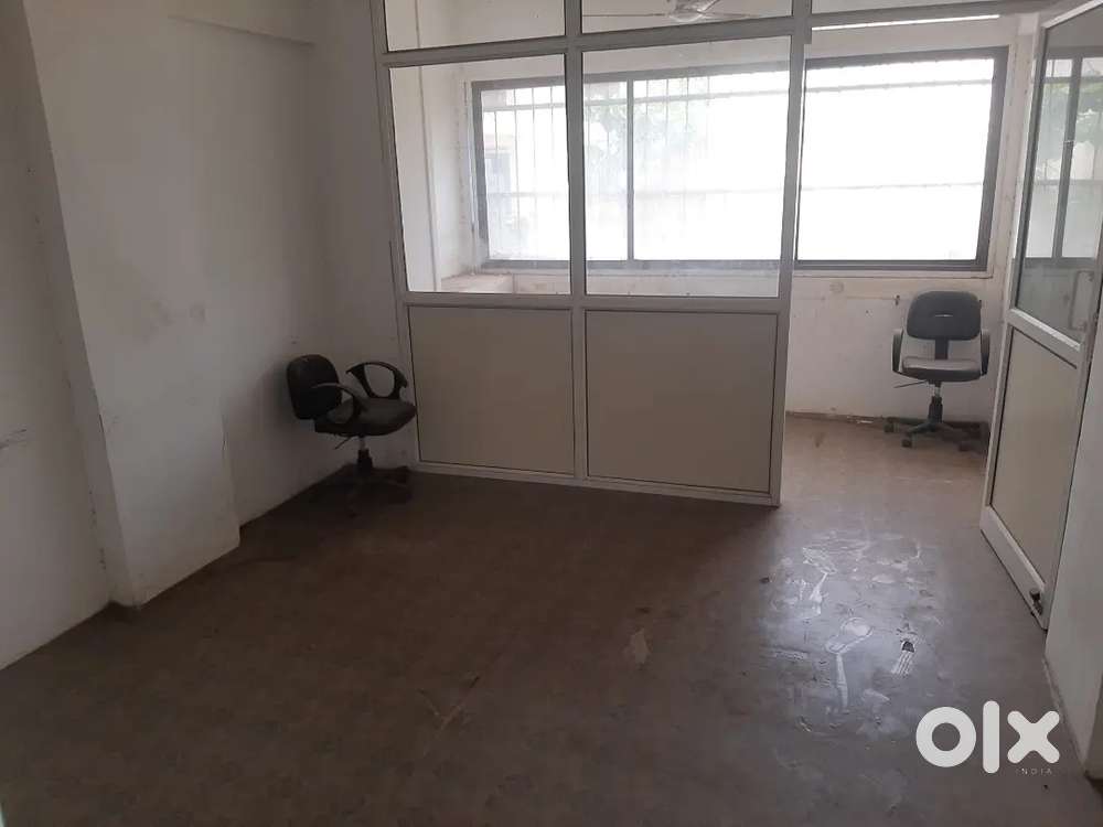 Shop for sale at Alkapuri