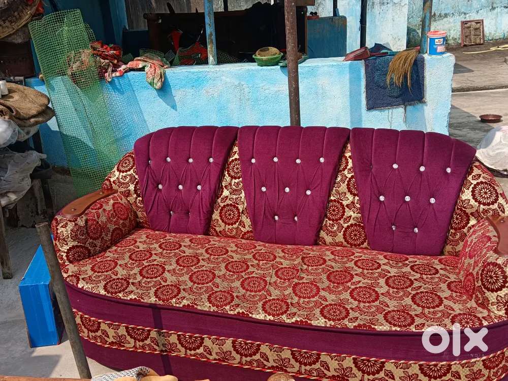 Sofa and  showcase sofa is only 7 months old