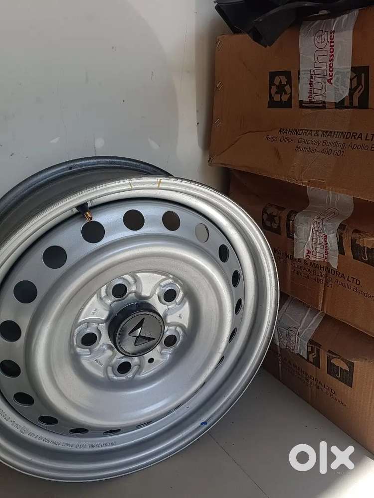 Original Scorpio N steel wheels