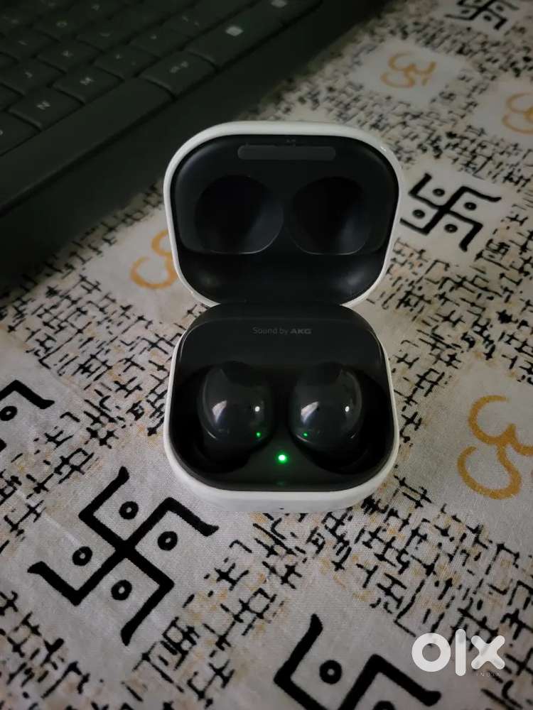 Samsung galaxy buds 2 with Active noise cancellation