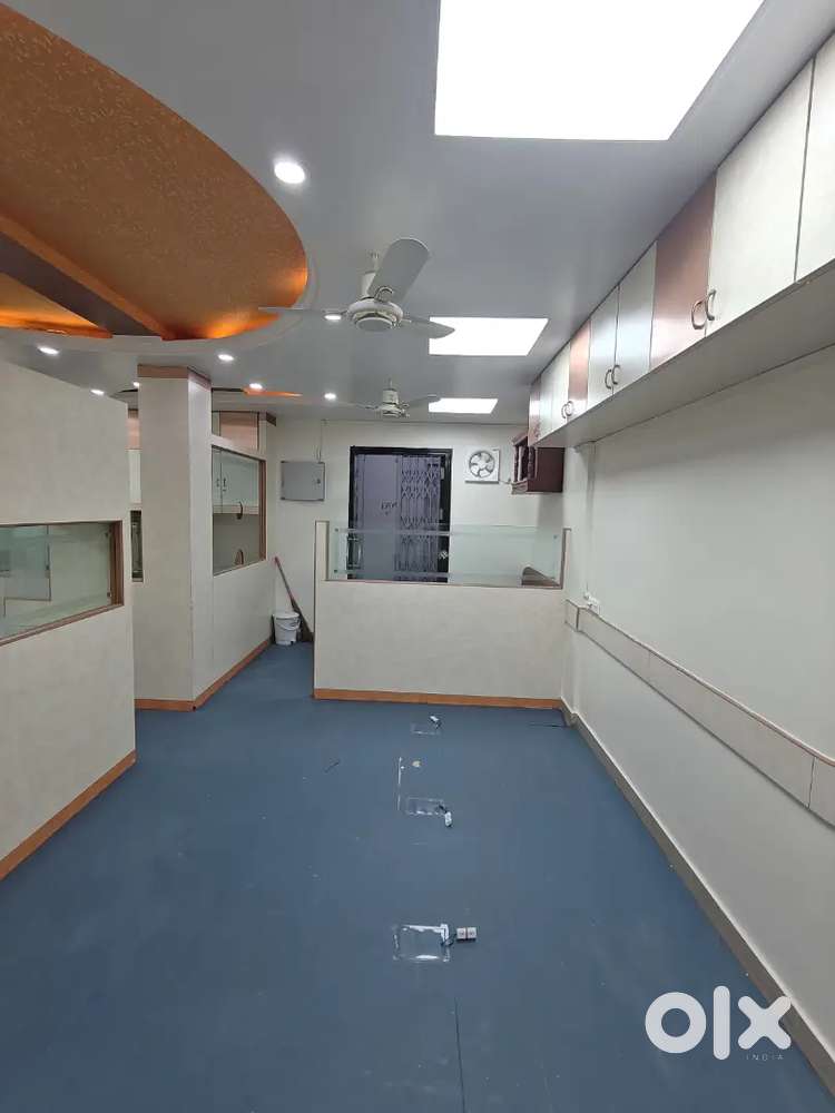 Office for rent full furnished with 2 ac and office chairs