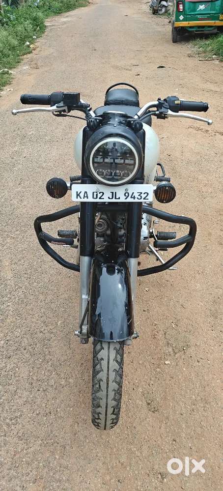 ROYAL ENFIELD CLASSIC 500 CC 2016 MODEL 1st OWNER 37000 KMS RUNNING...
