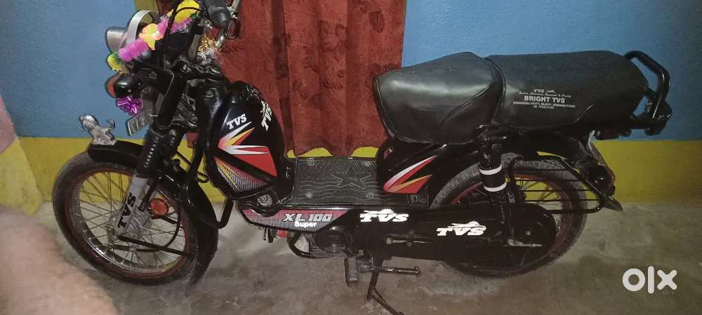 Showroom condition TVS XL 100