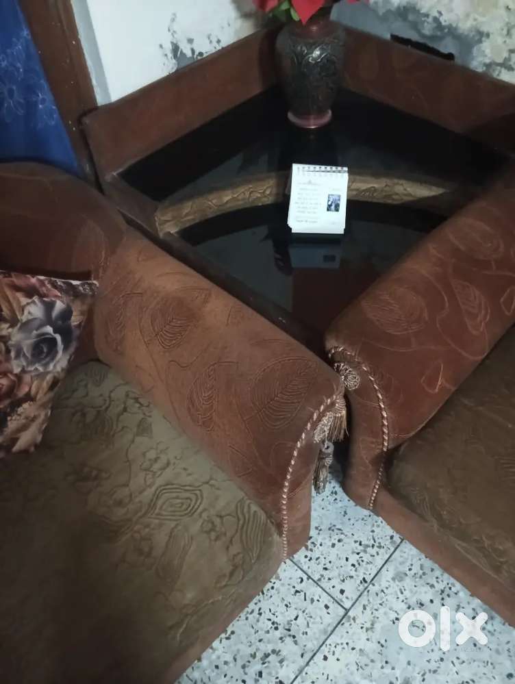 Nine Seater Sofa Set with Two Corners