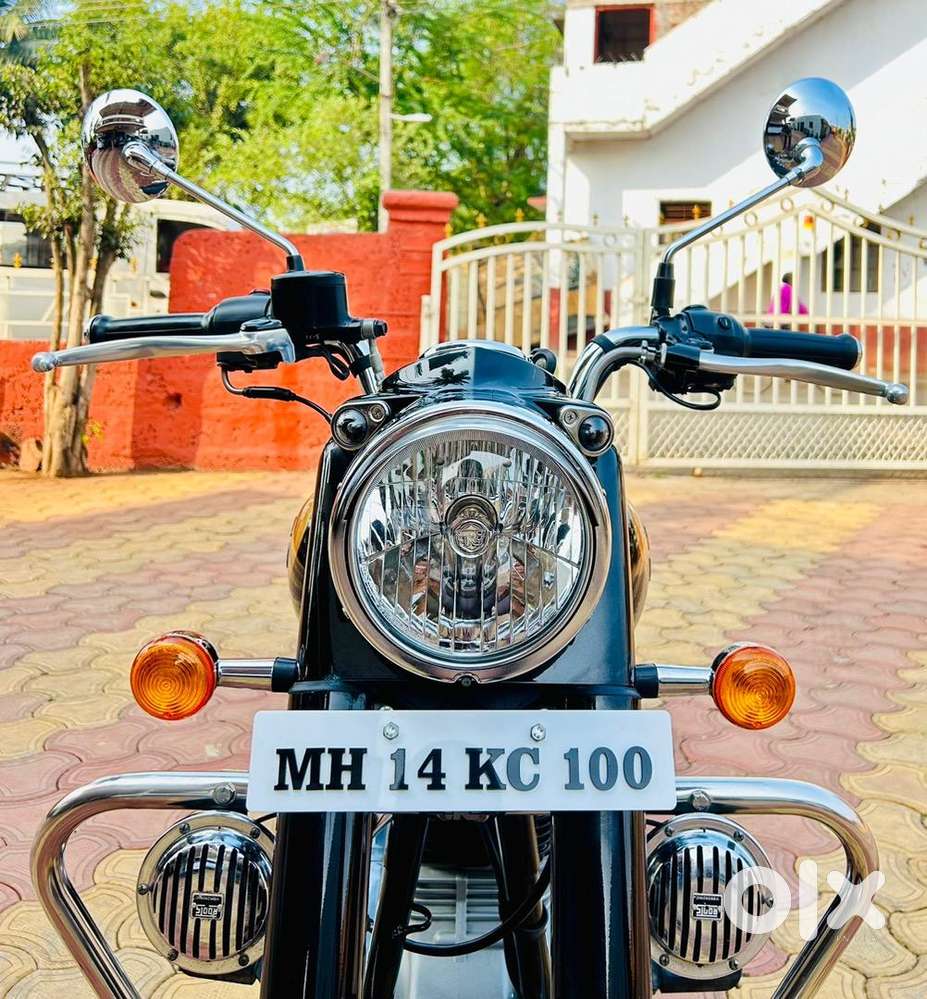 VIP NO 100 Reborn Royal Enfield  BULLET 350 cc Classic,  Black