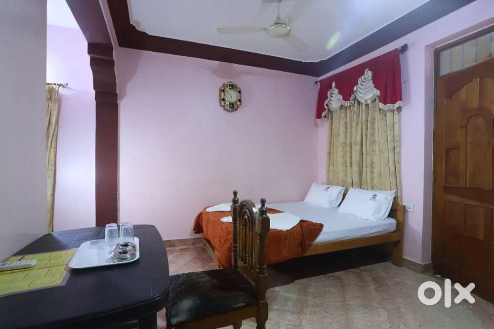 Full Guesthouse for Rent 12 Ac room with 10 toilet bathroom.