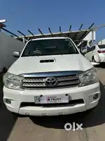 Toyota Fortuner 3.0 4x4 Manual, 2011, Diesel