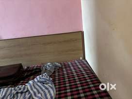 Looking for male/female roommate 1rk fully furnished