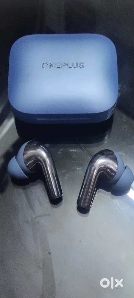 Original used oneplus Ear buds 3