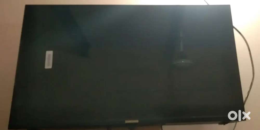 Smart tv nice condition looks and disgn nice