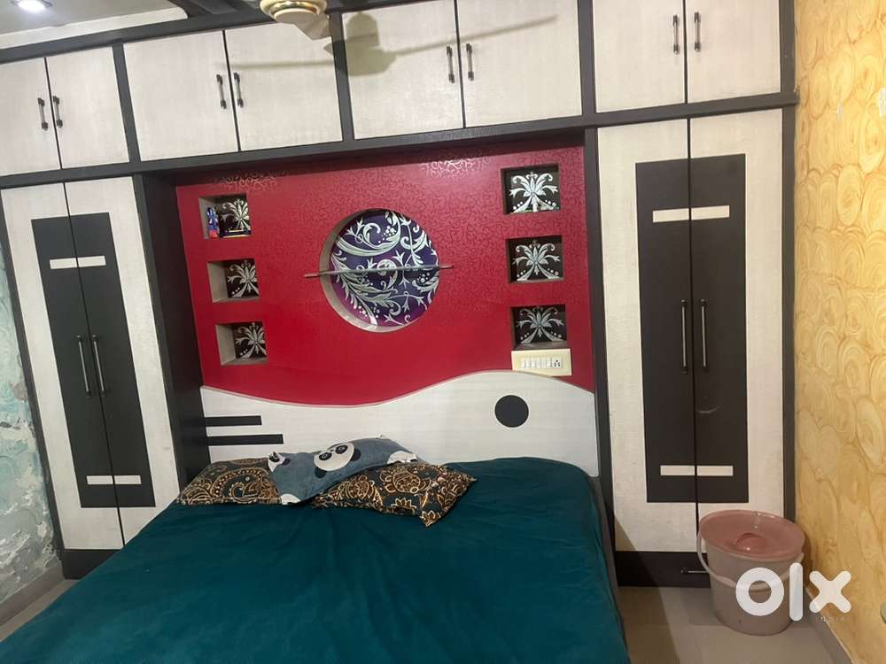 Attached washrooms, hot water available,near matrix and CLC coaching