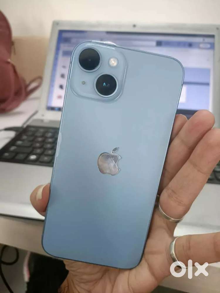 Get I phone 14 in genuine price very less used phone
