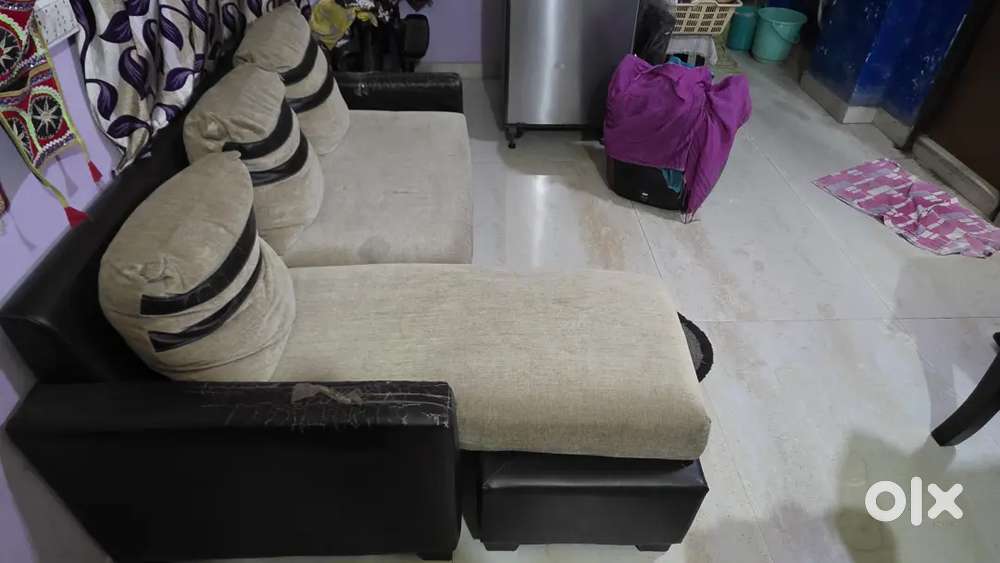 L shape 3 seater sofa