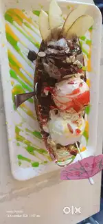 Restaurant waiter job Female