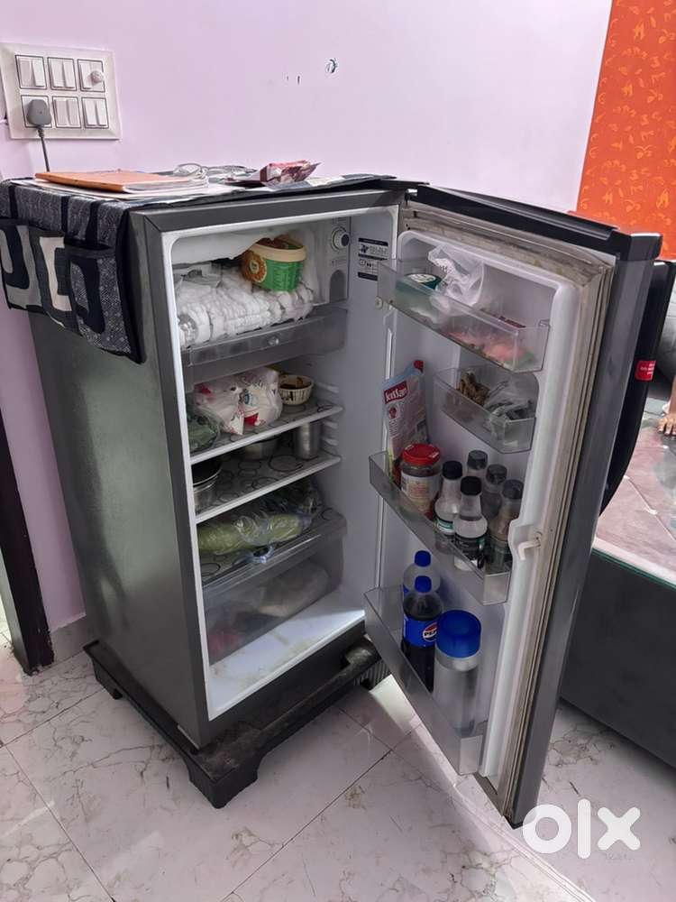 sansui refrigeretor 185 litre 2 years old