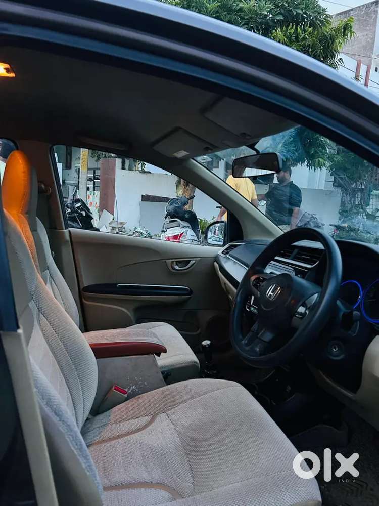 Honda Amaze 2016