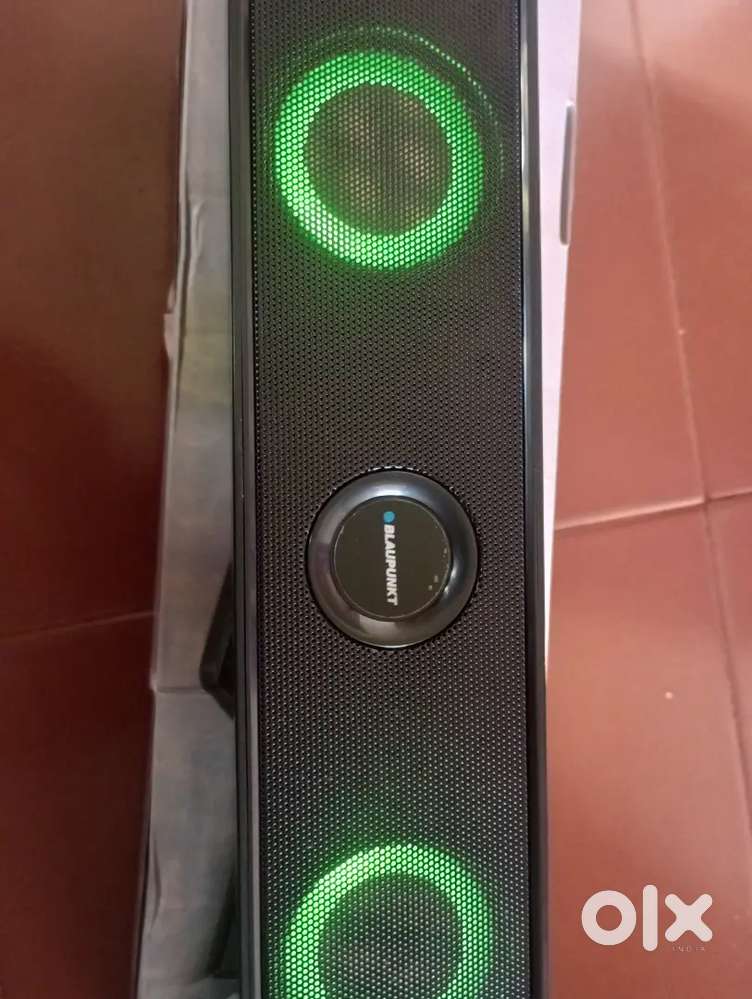 BRAND NEW BLUTOOTH SPEAKERS