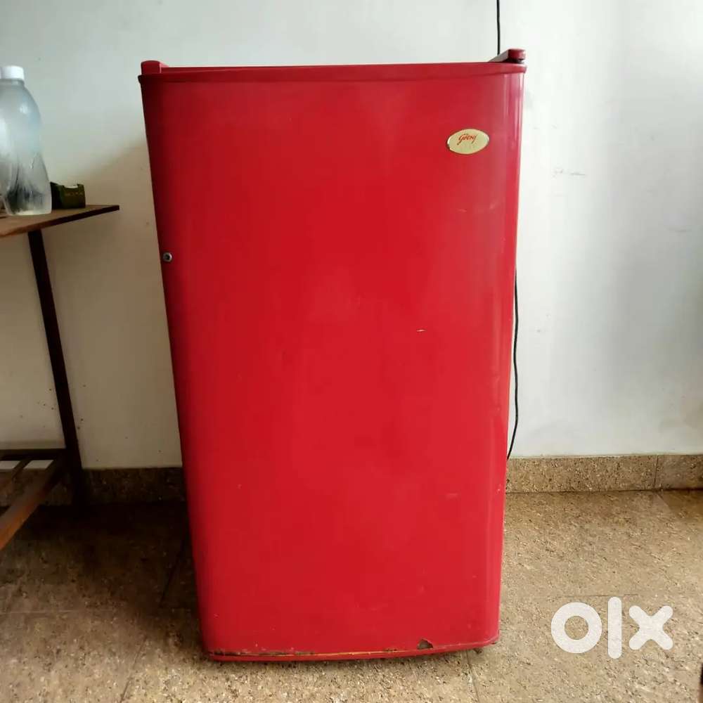 good condition fridge