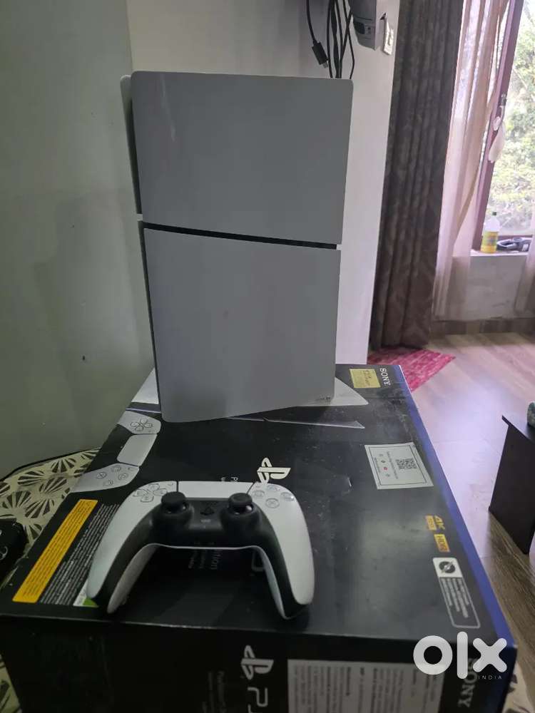 Ps5 like new under warranty digital