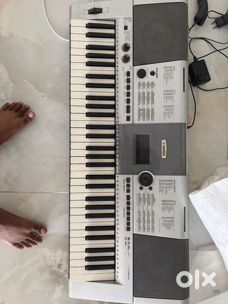 Keyboard yamaha