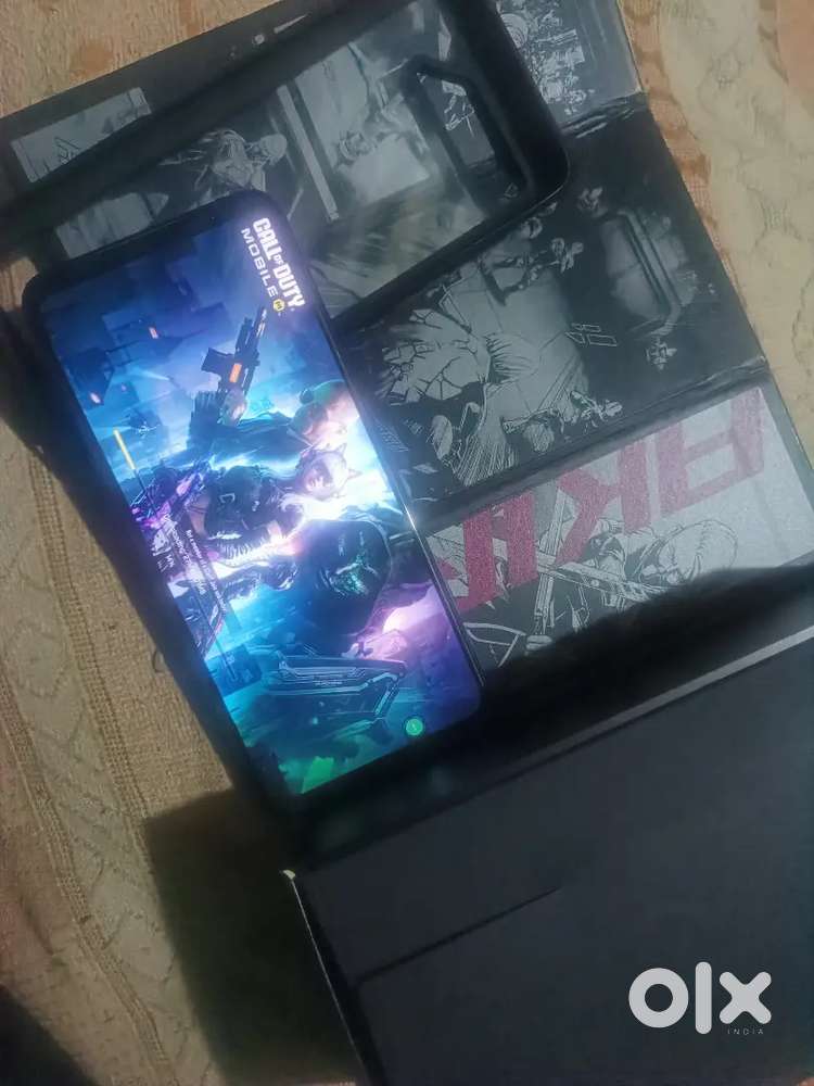 Asus rog 5S , 8/128 , sim issue , wifi working.