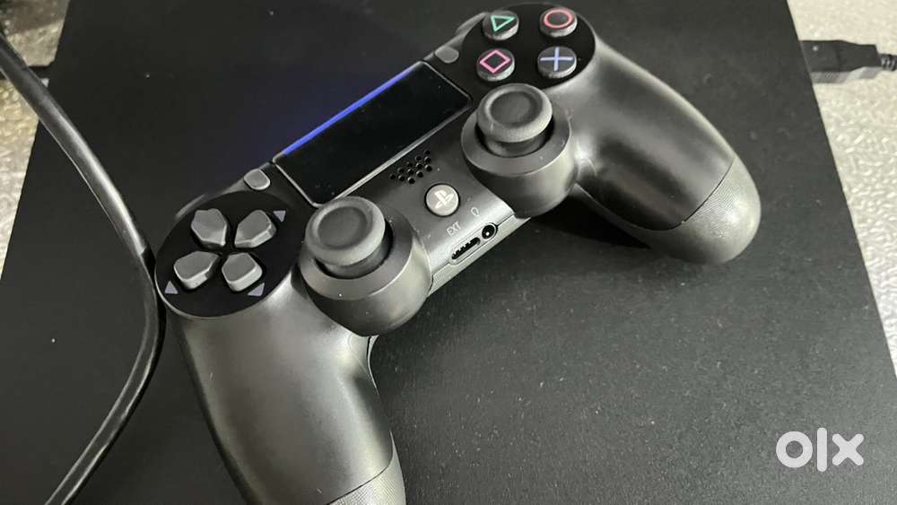 PS 4 slim 1 TB playstation 4