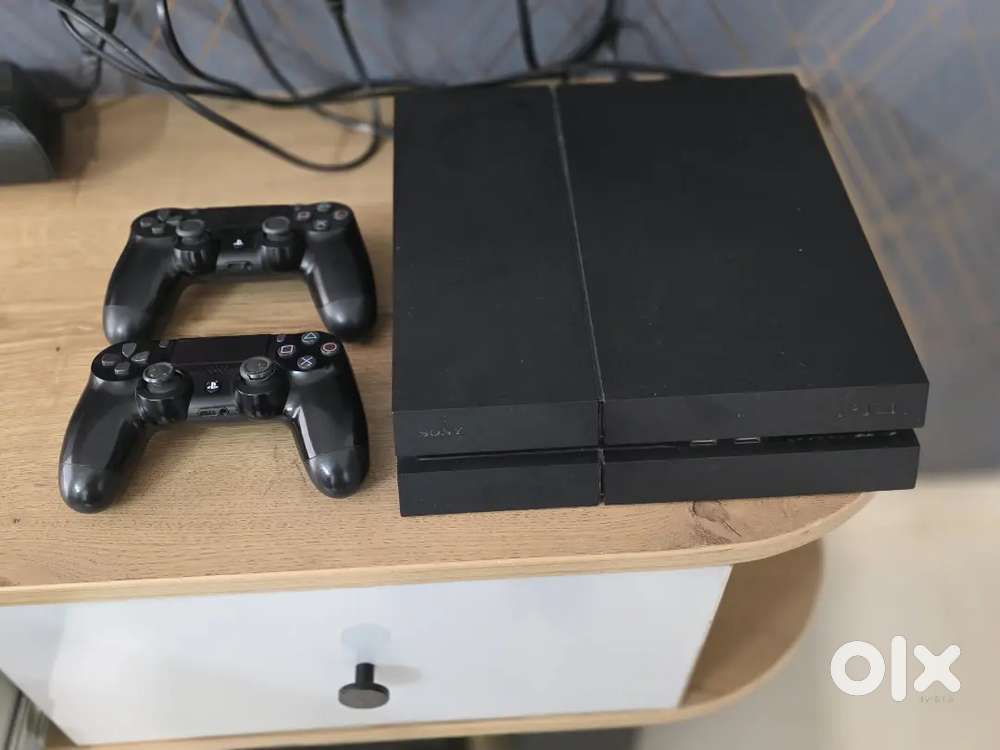Playstation PS4 Console and DVD