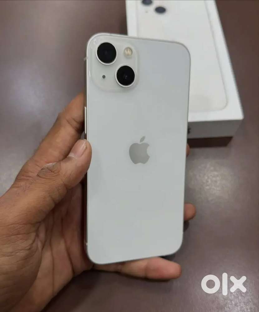 iPhone 13 128 GB variant 3 months old with all accessories