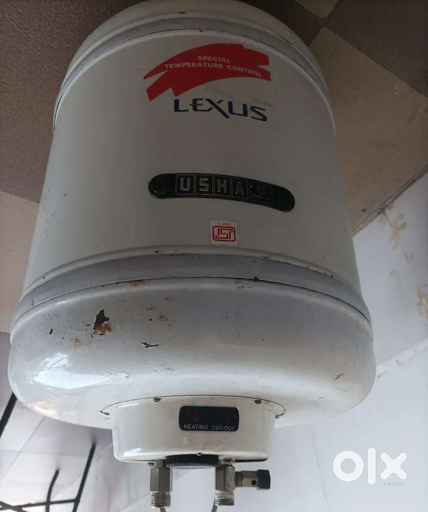 25 litre water gyser in good condition