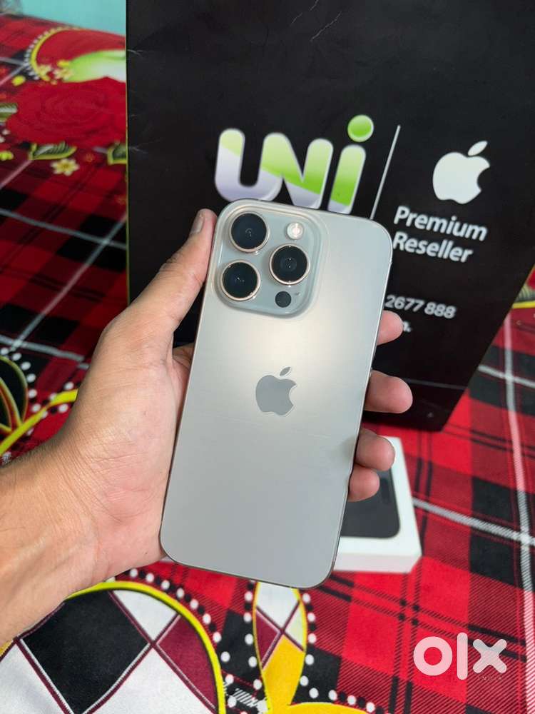 Iphone 16 Pro 256 GB Natural Titanium Under Warranty
