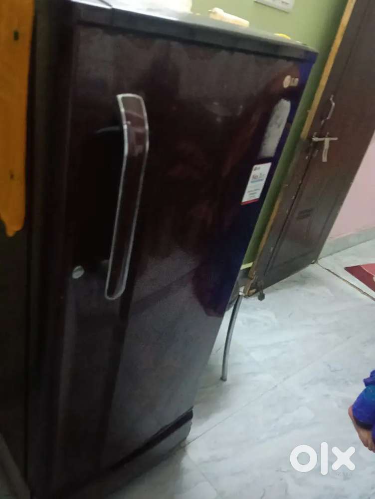 Lg fridge maroon colour