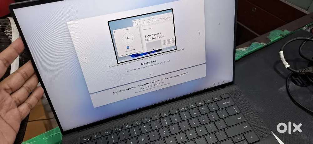 dell precision 5570 i7 12th generation 8 month old