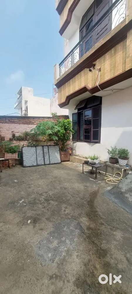 Independent House for Sale in Good Location nearby road in Land Rate