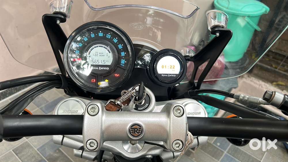 Royal enfield super meteor 650 with full accessaries