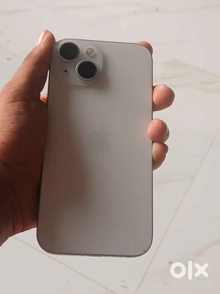 Iphone 15 (white) 128gb