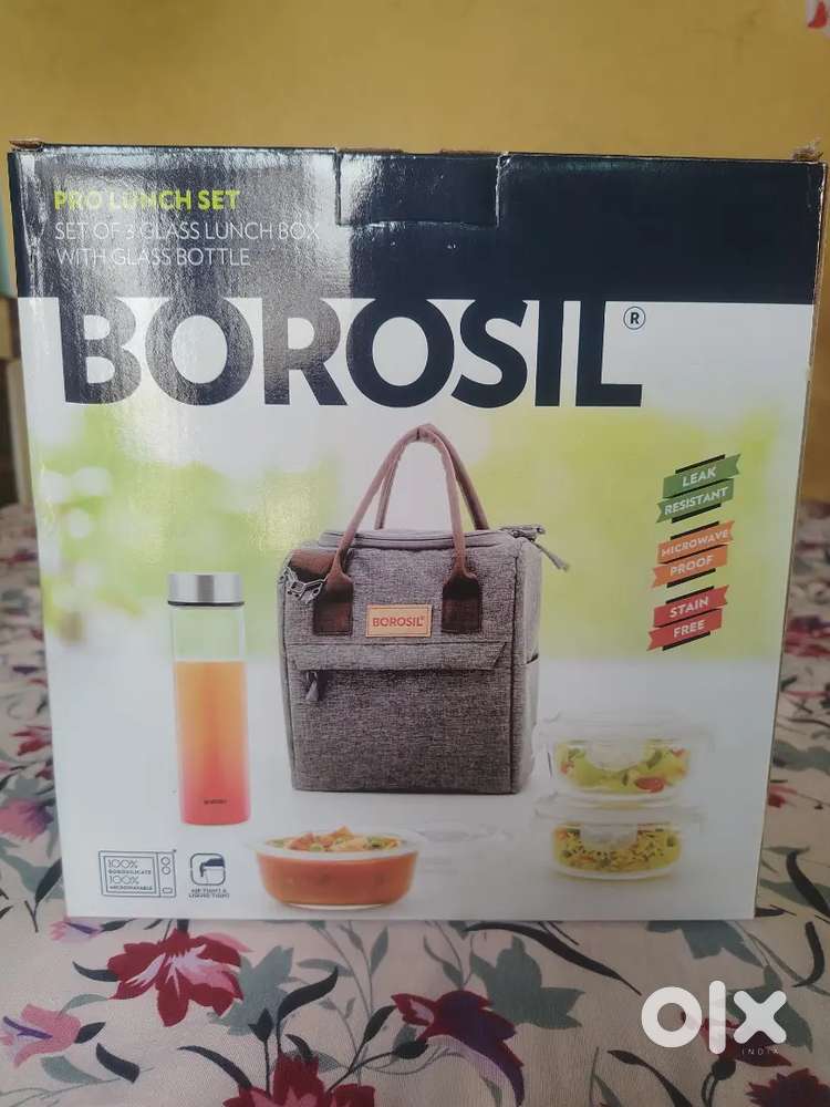 Borosil New lunch box with stylish bottle