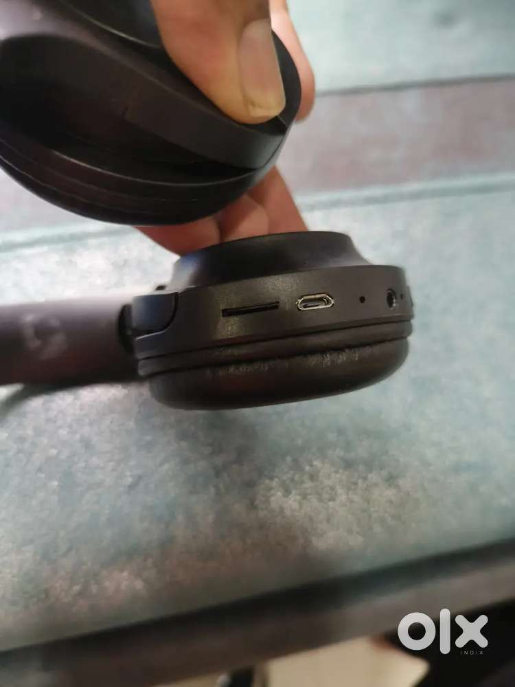 Bluetooth headset